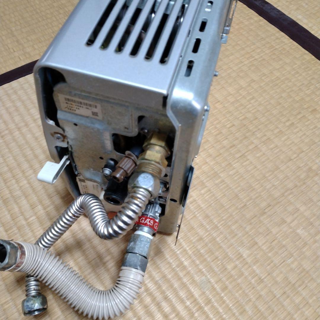 Rinnai RUS-V560 (SL) 給湯器 壁掛け式　2019年1月製造
