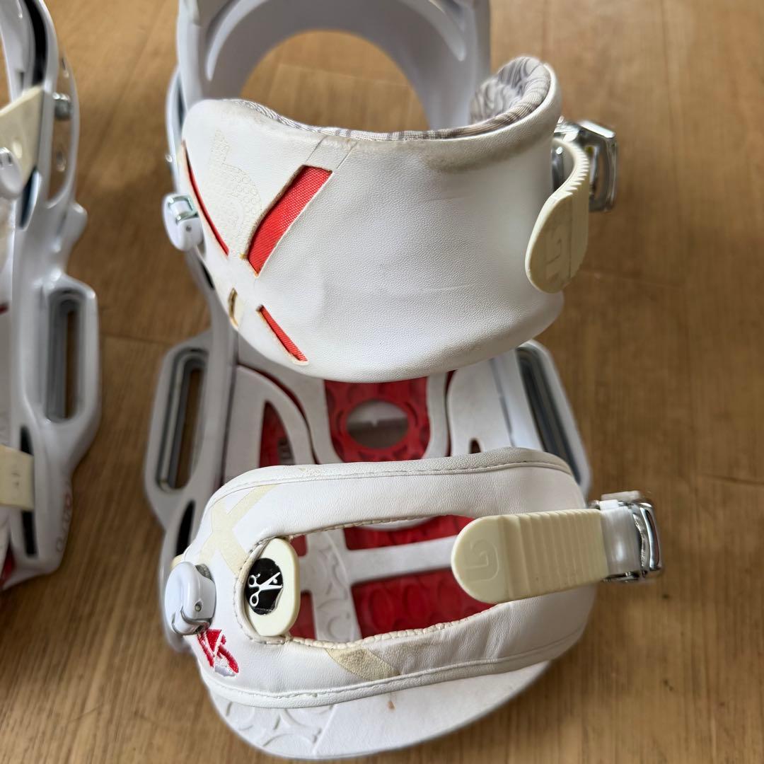 良品！ BURTON バートン CO2 EST Mサイズ ICS M5 タイプ