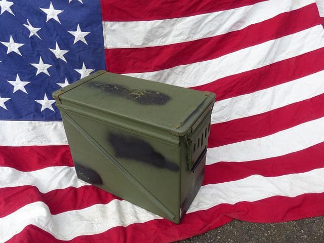 米軍　弾薬箱　AMMO BOX 特大　道具箱 などに　キャリングケース　87