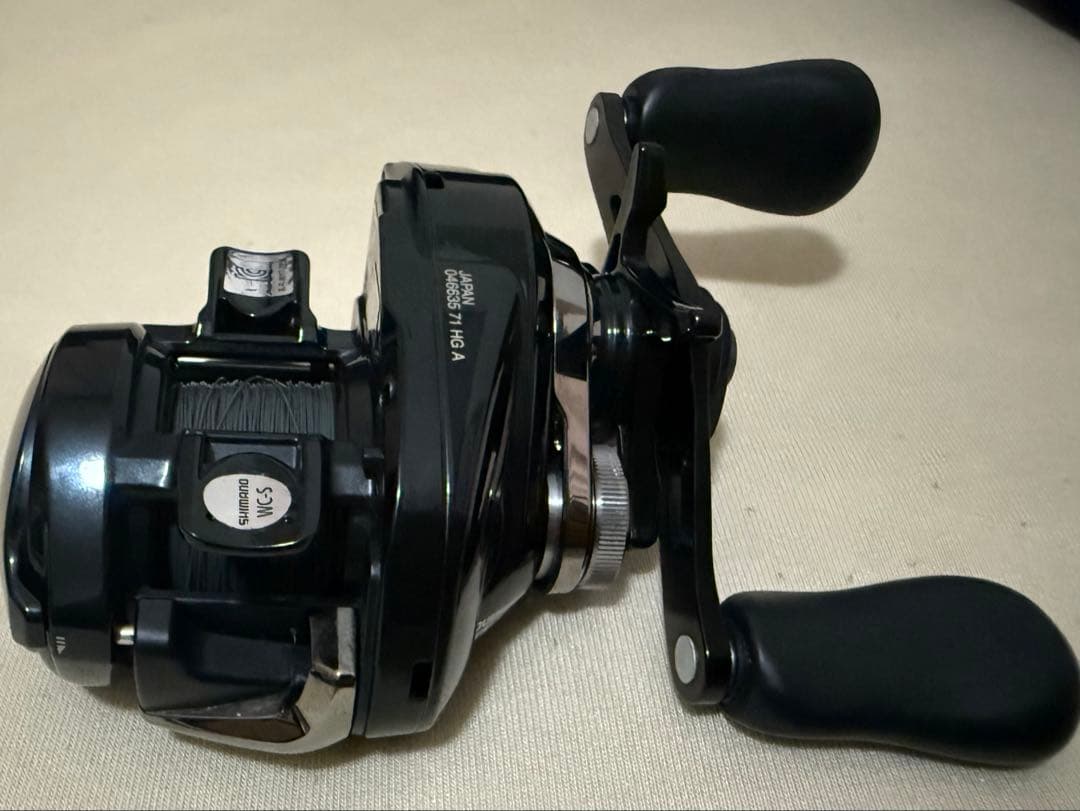 ShimanoメタニウムDC 71HG ベイトリール