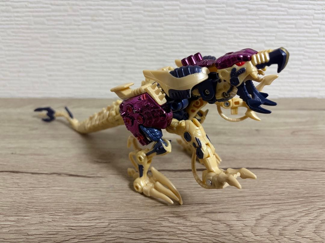 超生命体トランスフォーマー　ビーストウォーズ メタルス　メタルスダイノボット