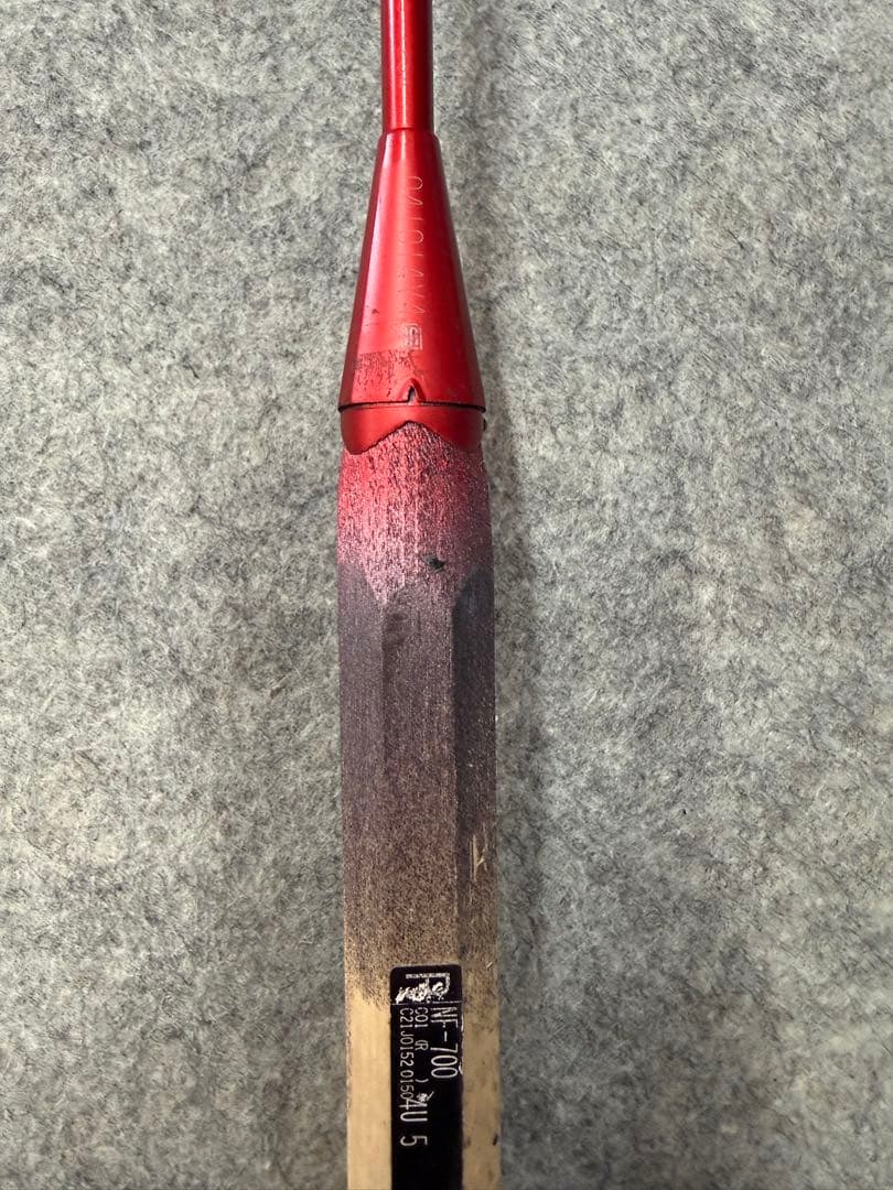YONEX バドミントンラケット 赤黒
