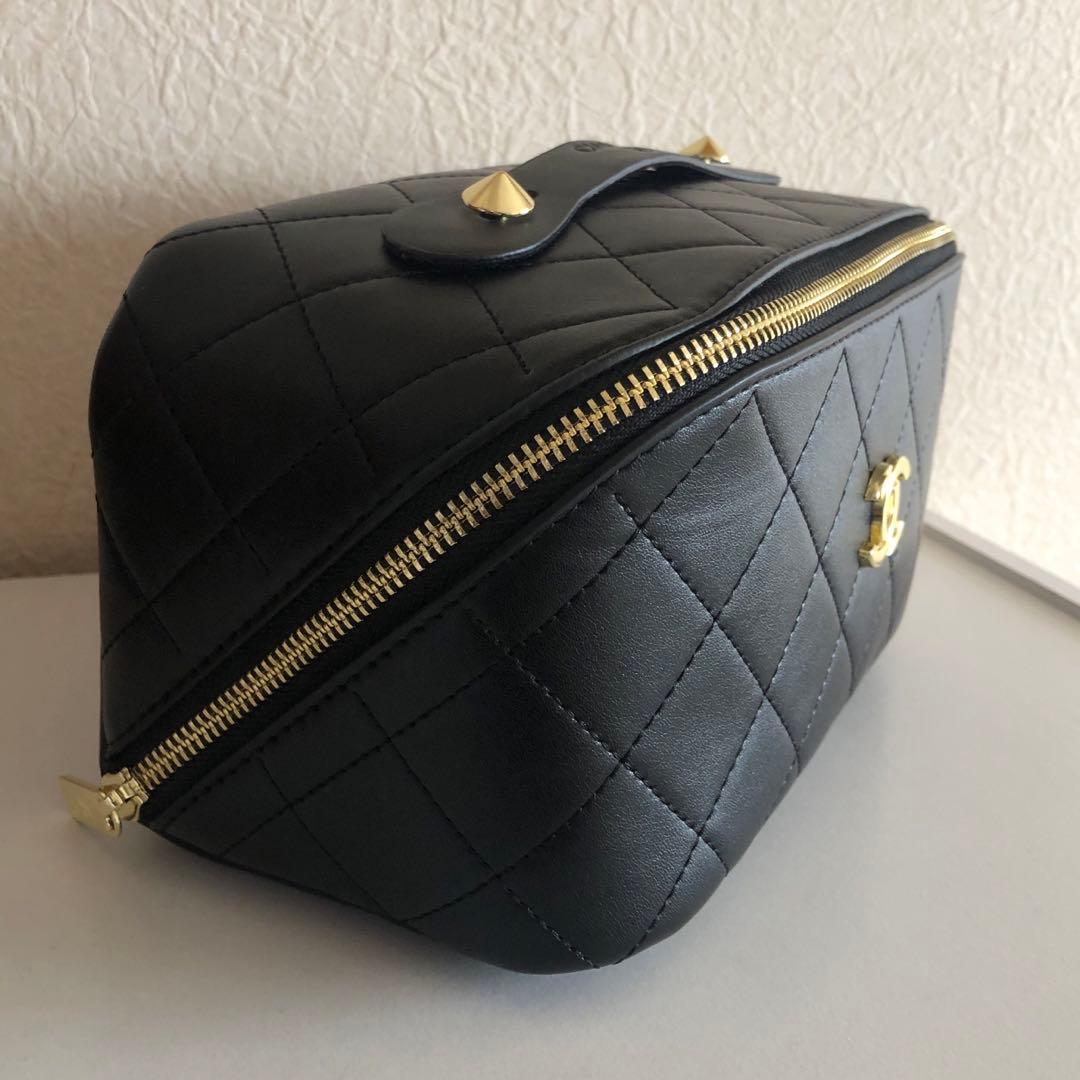 新品未使用　CHANEL バニティ　コスメ　ポーチ ノベルティ