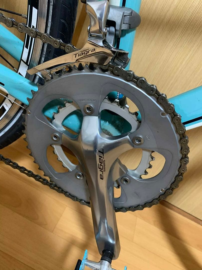 タコ　美品Bianchi ROMA II 水色 クロスバイク2x10s