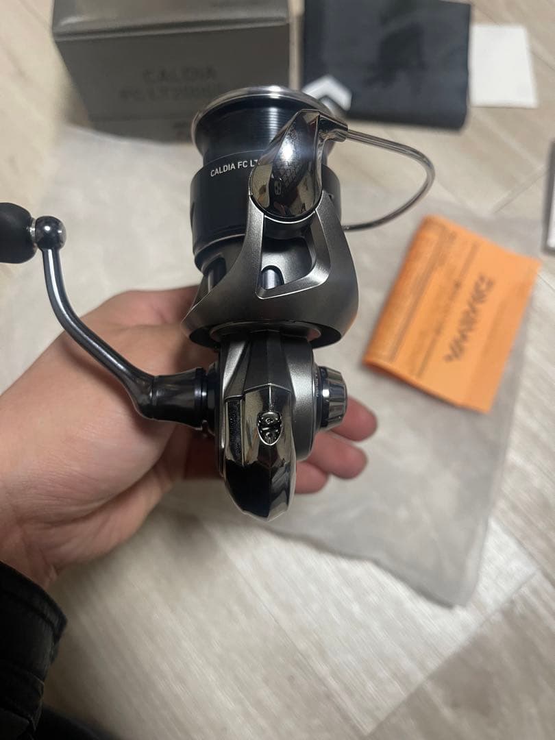 ヤ*カ様 ⭐︎ 新品未使用　おまけあり　ダイワ　カルディア　FC LT2000S