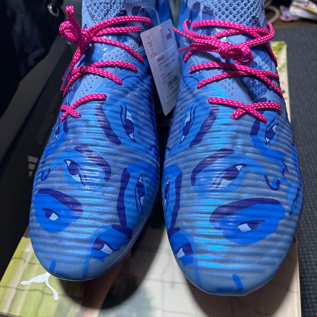 新品　PUMAフィーチャー8アルティメットXキッドスーパー￼FG 27㎝