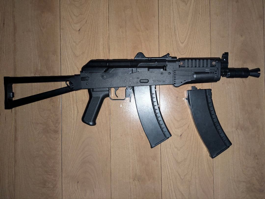 10禁 東京マルイ　AK74U 電動ガンライトプロシリーズ＋マガジン1本付き