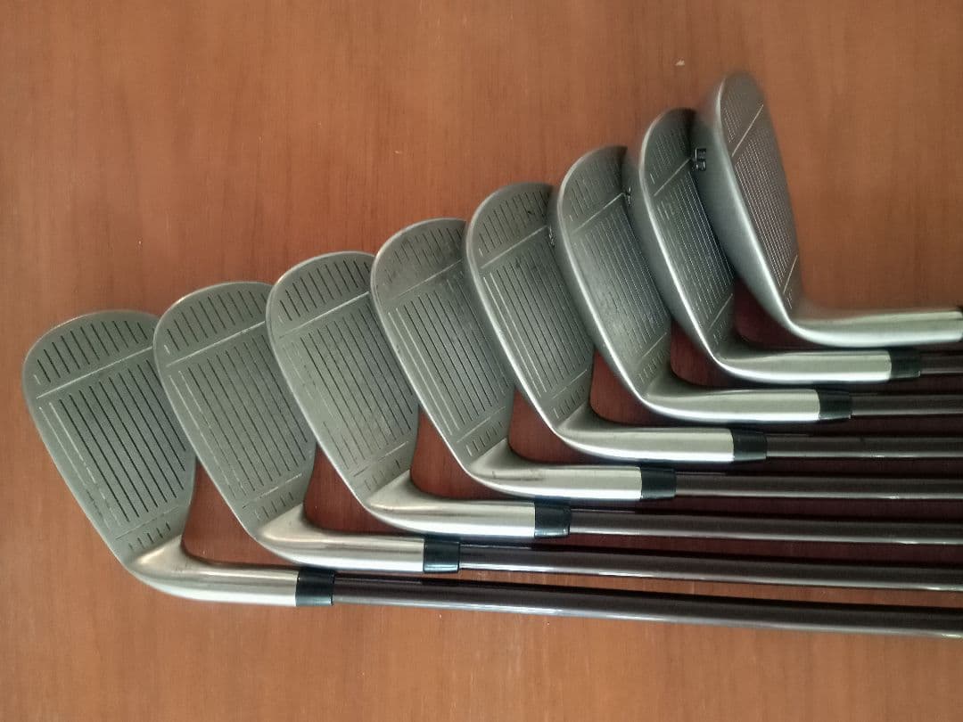 TaylorMade Burner キャディバッグ・アイアンセット 8本