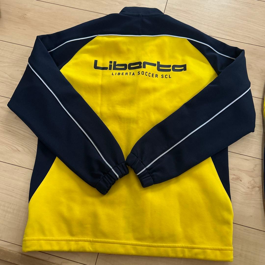 リベルタ　Liberta サッカー　ユニフォームセット