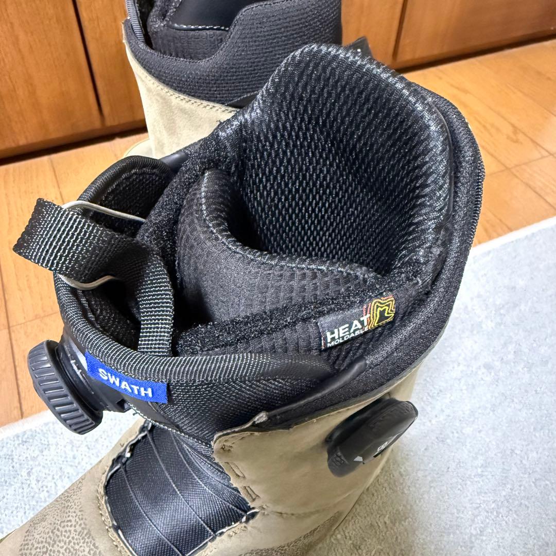 ★Burton SWATH★ スノーボードブーツ 、ダブルBOA 美品