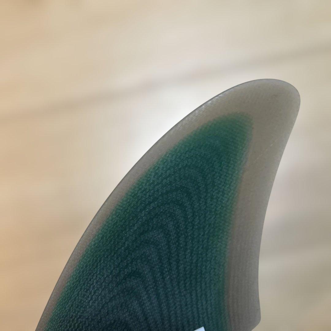 小さめツイン　美品　DEFLOW ツインフィン　キールフィン