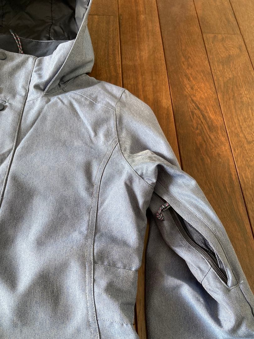 美品‼️BURTON スノーボード ウェア レディース XS(実際S〜Mサイズ)