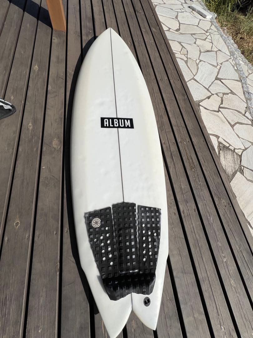ALBUM SURFBOARD TWINSMAN 5'6\" ツインフィン