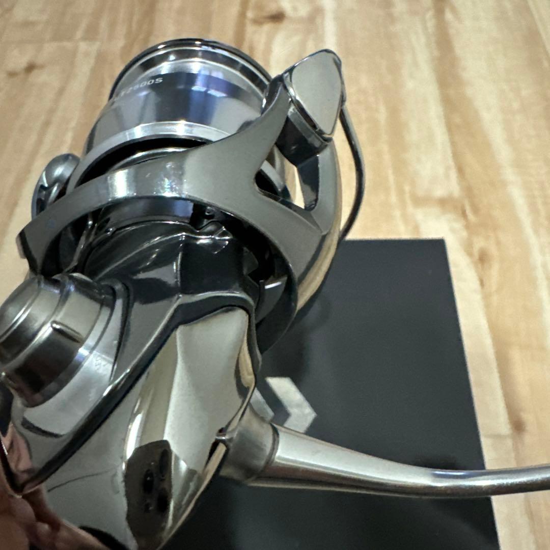 ダイワ　22イグジスト　LT2500S 未使用超美品