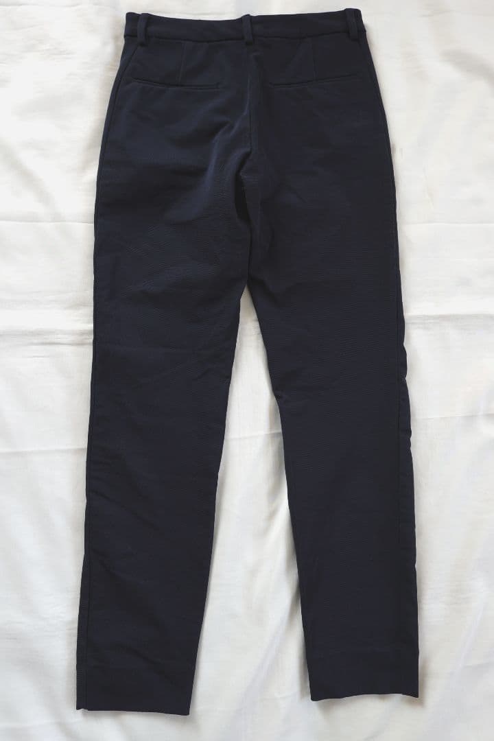 美品！ジェイリンドバーグ J.LINDEBERG マリアゴルフパンツ