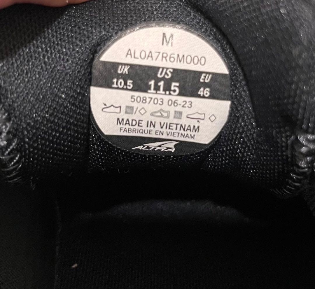 ALTRA ランニングジュース ブラック