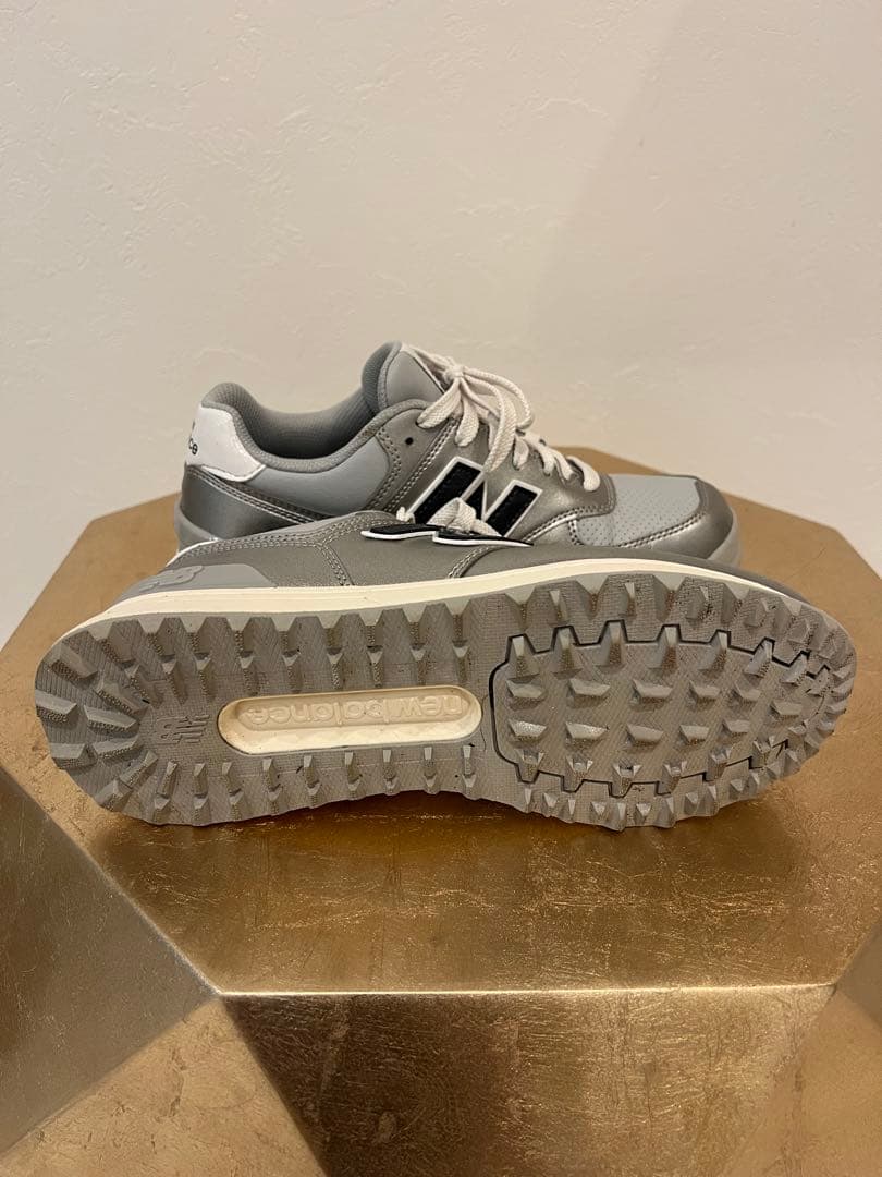 1度のみ使用！23cm New Balance ゴルフシューズ