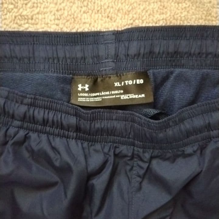 アンダーアーマー　UNDER ARMOUR　 スポーツウェア　ジャケット　パンツ