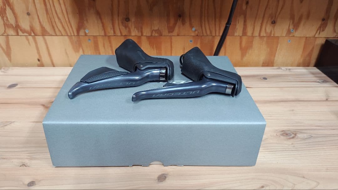Shimano Ultegra st-r8150 美品