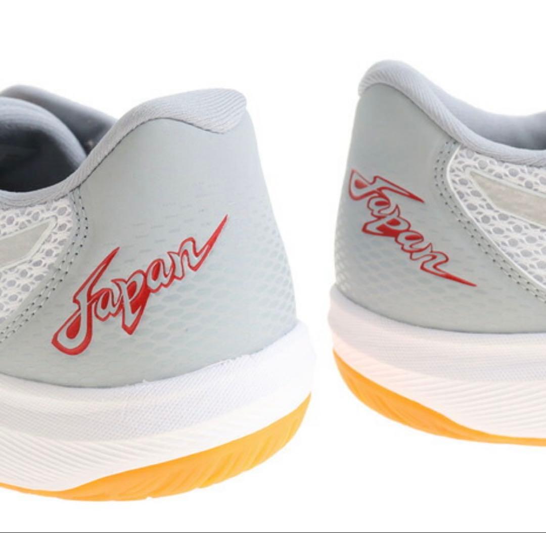 新品　asics バレーボールシューズ ローテジャパンライト 23.5cm