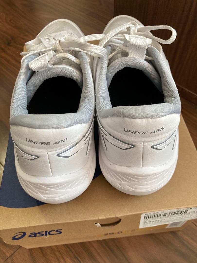 asics UNPRE ARS バスケットシューズ ホワイト