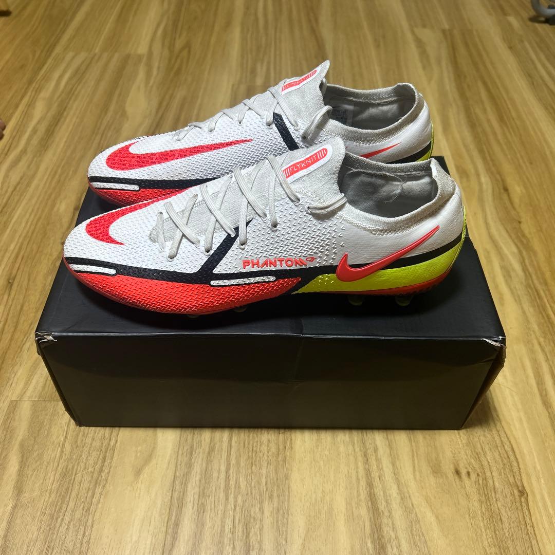 Nike Phantom スパイク