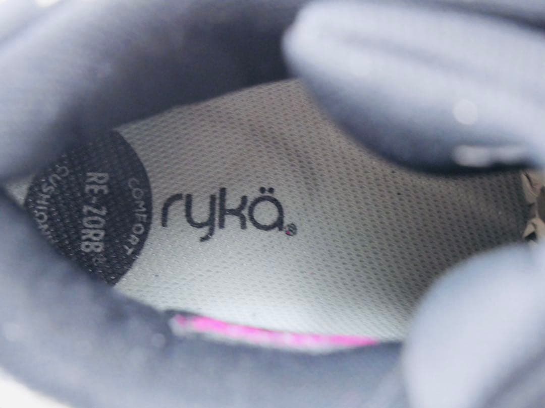 超美品【ryka TENACIOUS】ライカテナシオス24.5㎝