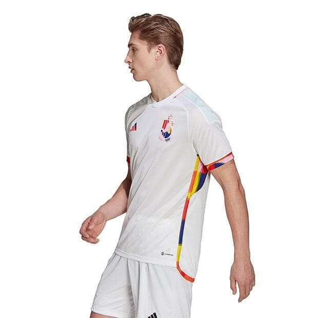 【新品未使用】ベルギー代表 2022 アウェイオーセンティックユニフォーム L