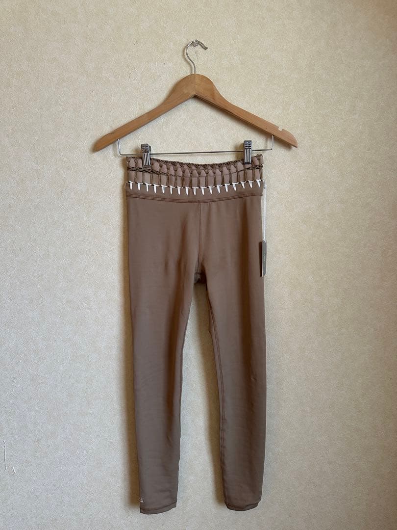 XXIV ACTIVE トップ　レギンス　セット　クロシェット　crochet