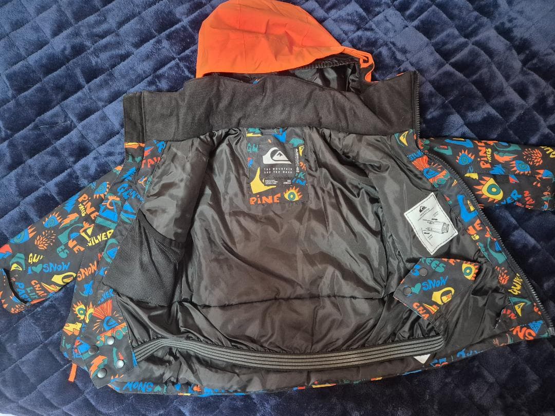 Quiksilver 子ども用スノーボードウェア