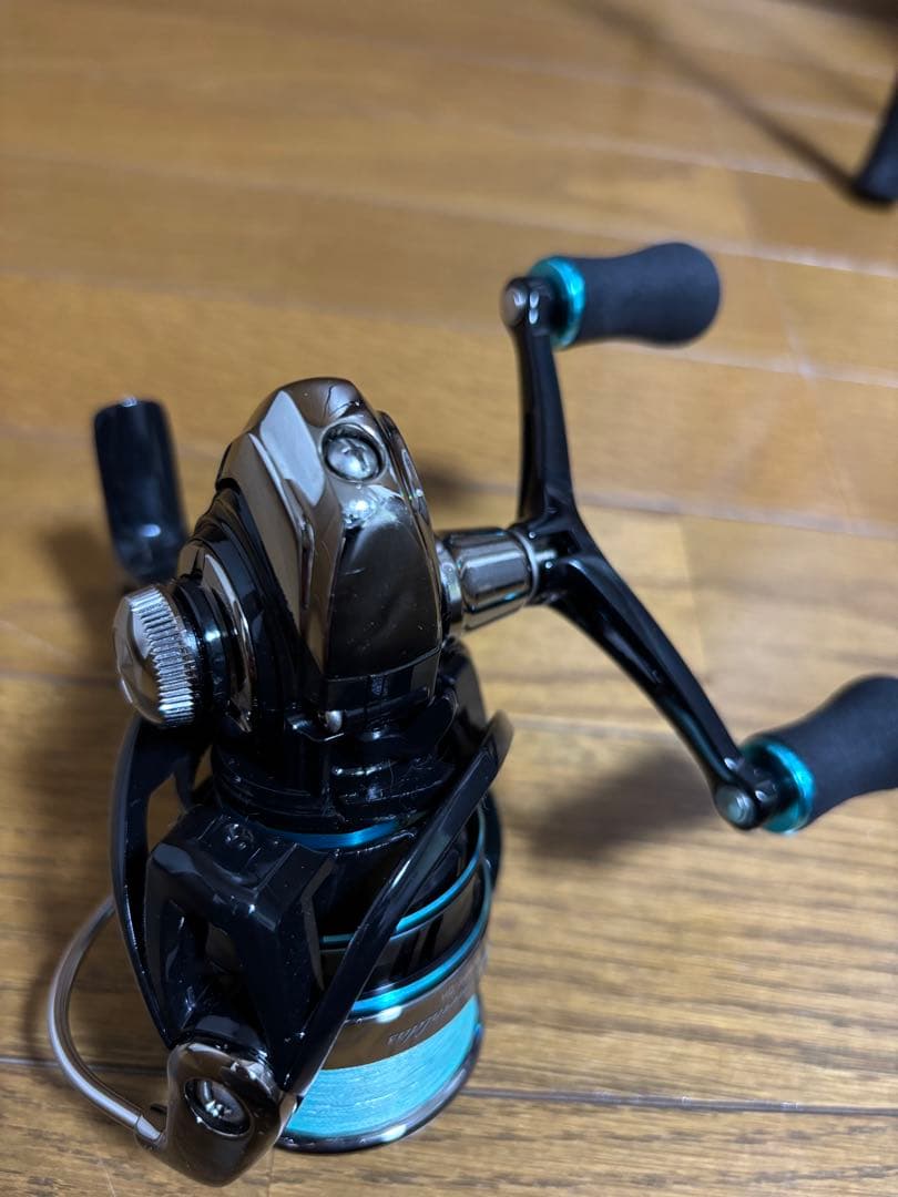 Daiwa エメラルダス 2508PE-DH スピニングリール