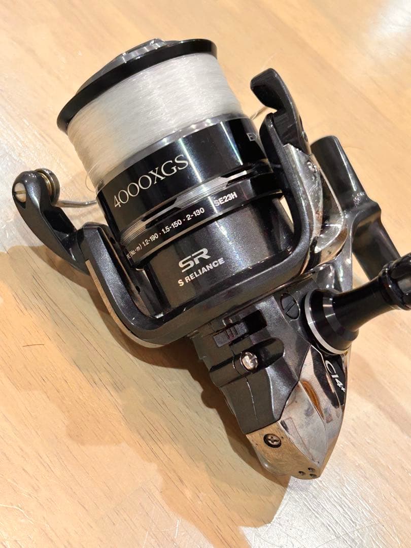 エクスセンス CI4+ 4000XGS シマノ　リール　SHIMANO