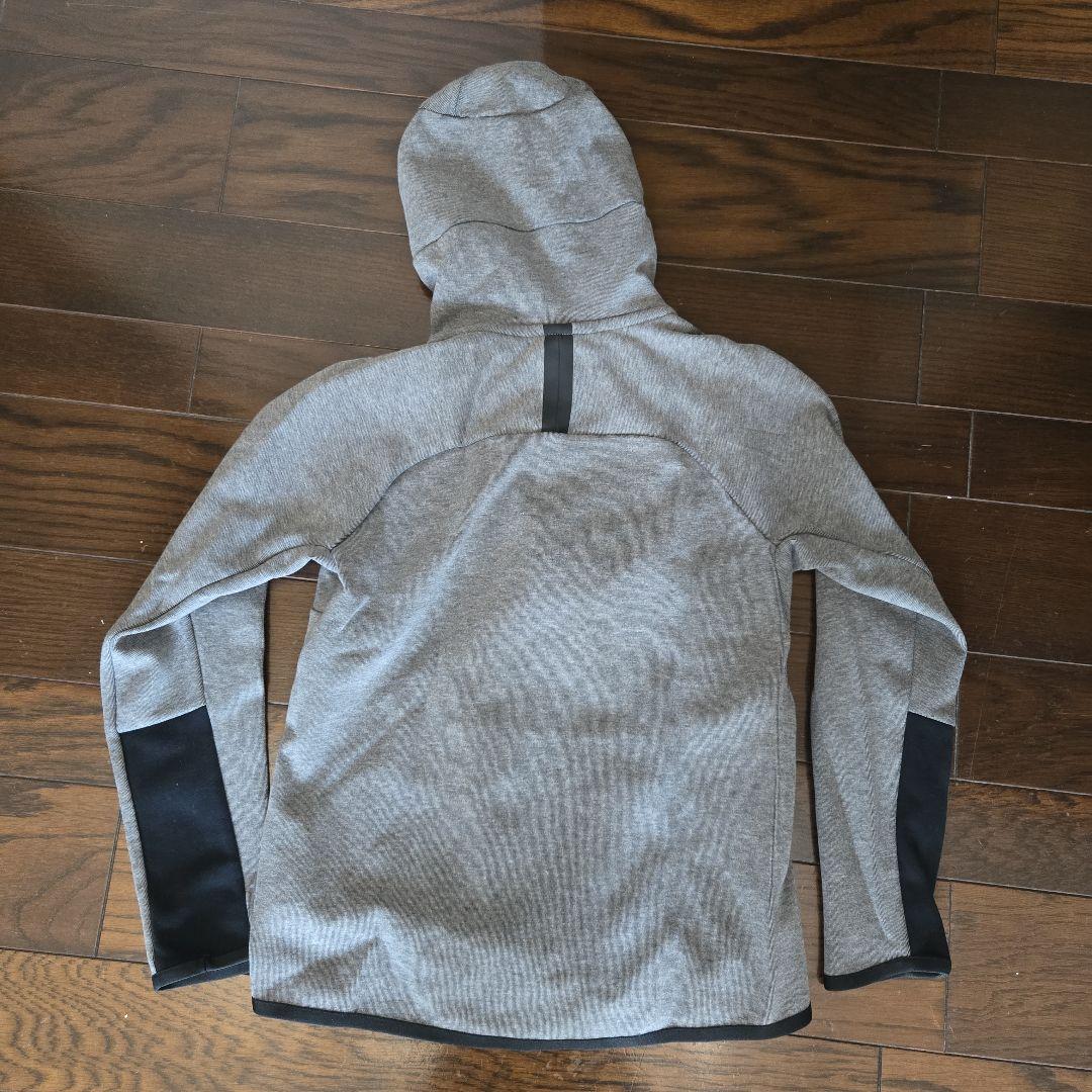 NIKE　テックフリース　セットアップ　レディース