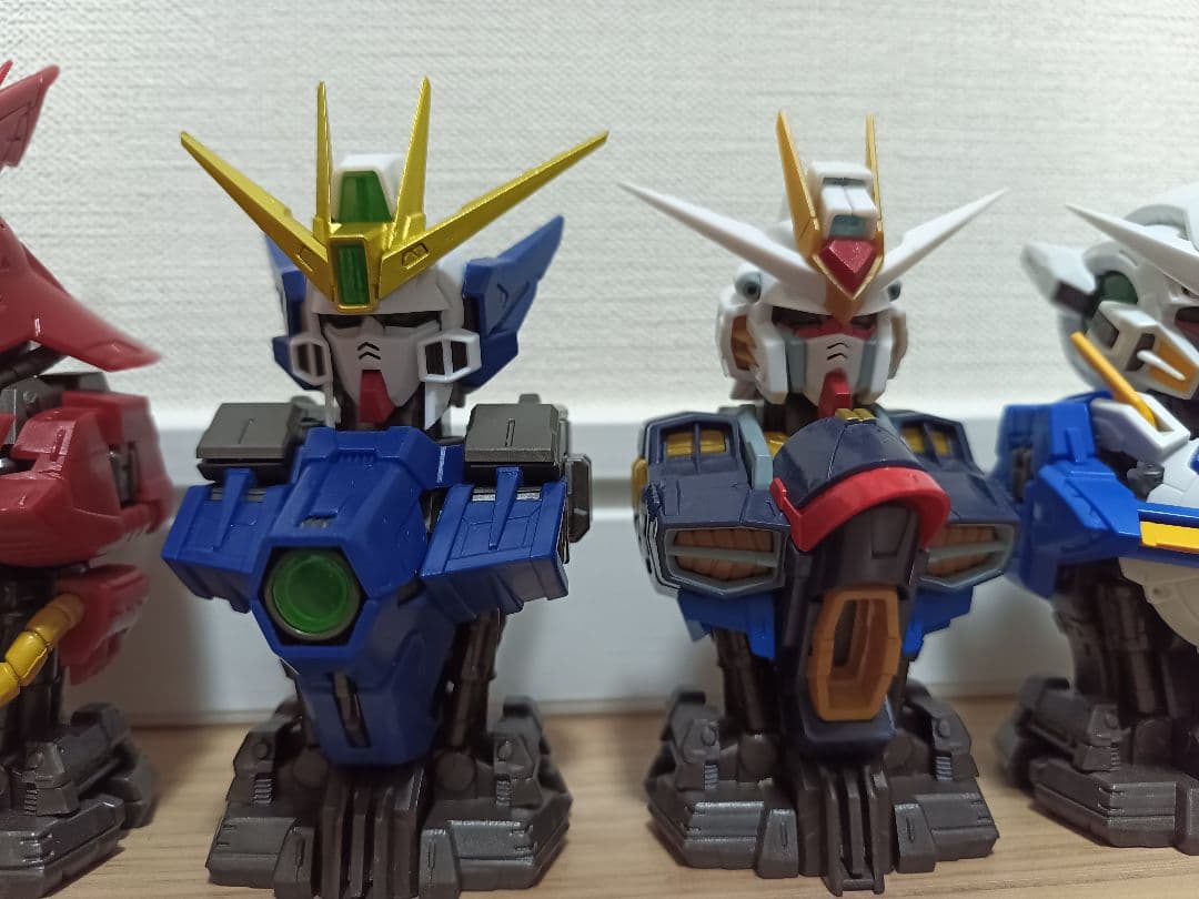 機動戦士ガンダム MSメカニカルバスト　外装+内部メカ　８体まとめ売り