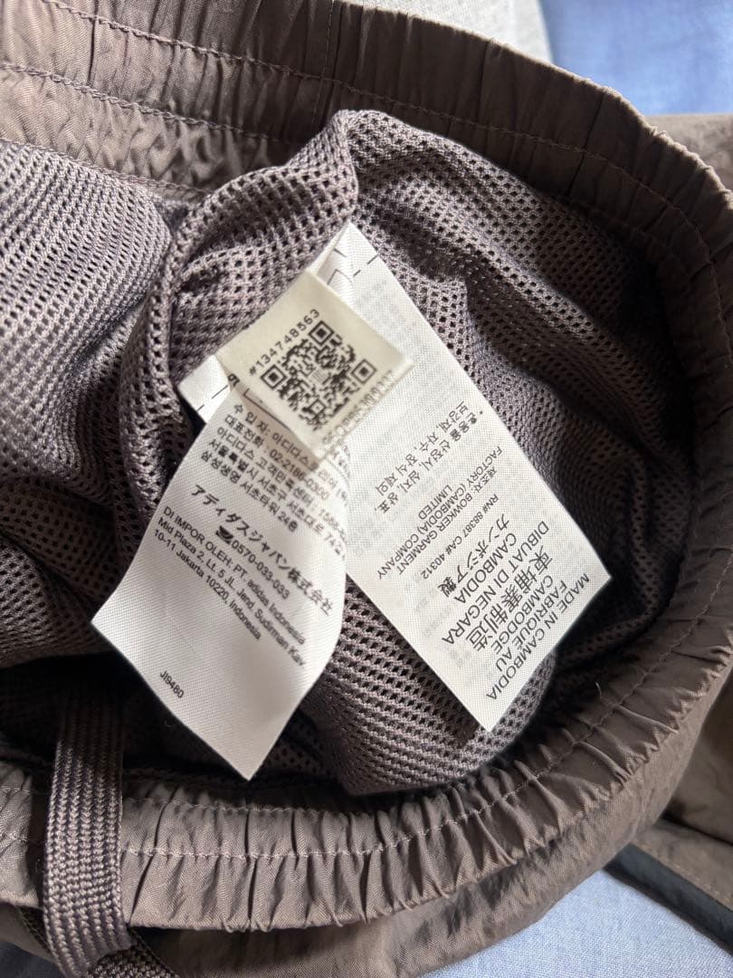 国内タグ付 adidas レアル・マドリード 2XL ナイロンジャケット 上下
