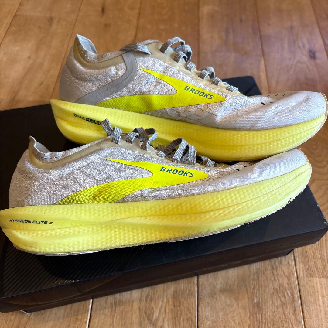 BROOKS HYPERION ELITE 2 グレー/イエロー　26cm