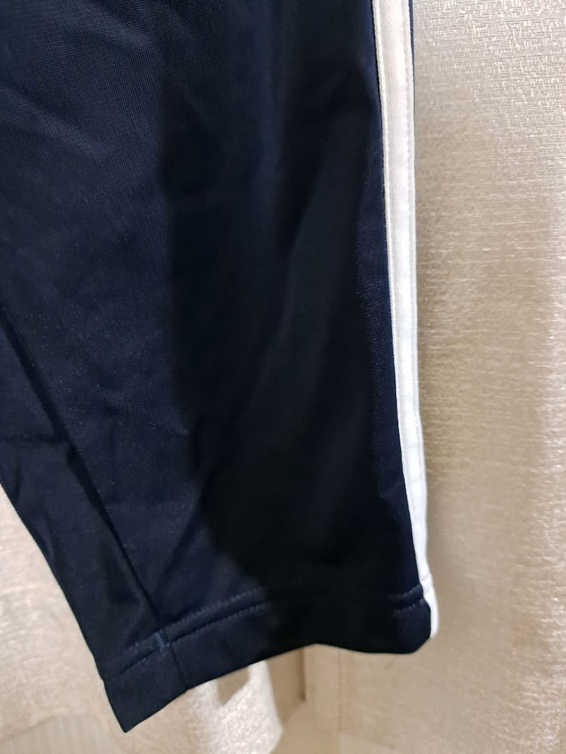新品タグ付き！adidas ジャージ上下セット ネイビー タグ付き