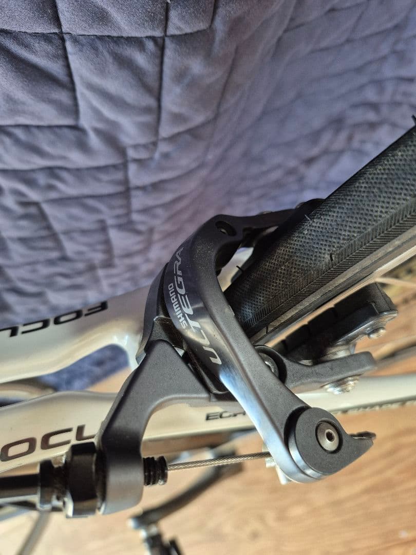 FOCUS EINDHOVEN PRO ロードバイク　フォーカス　イザルコ　中古
