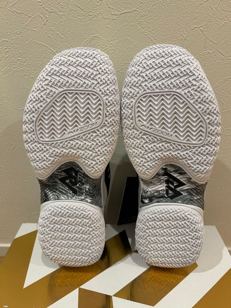 新品未使用品　NIKE ジョーダン ワン テイク 2