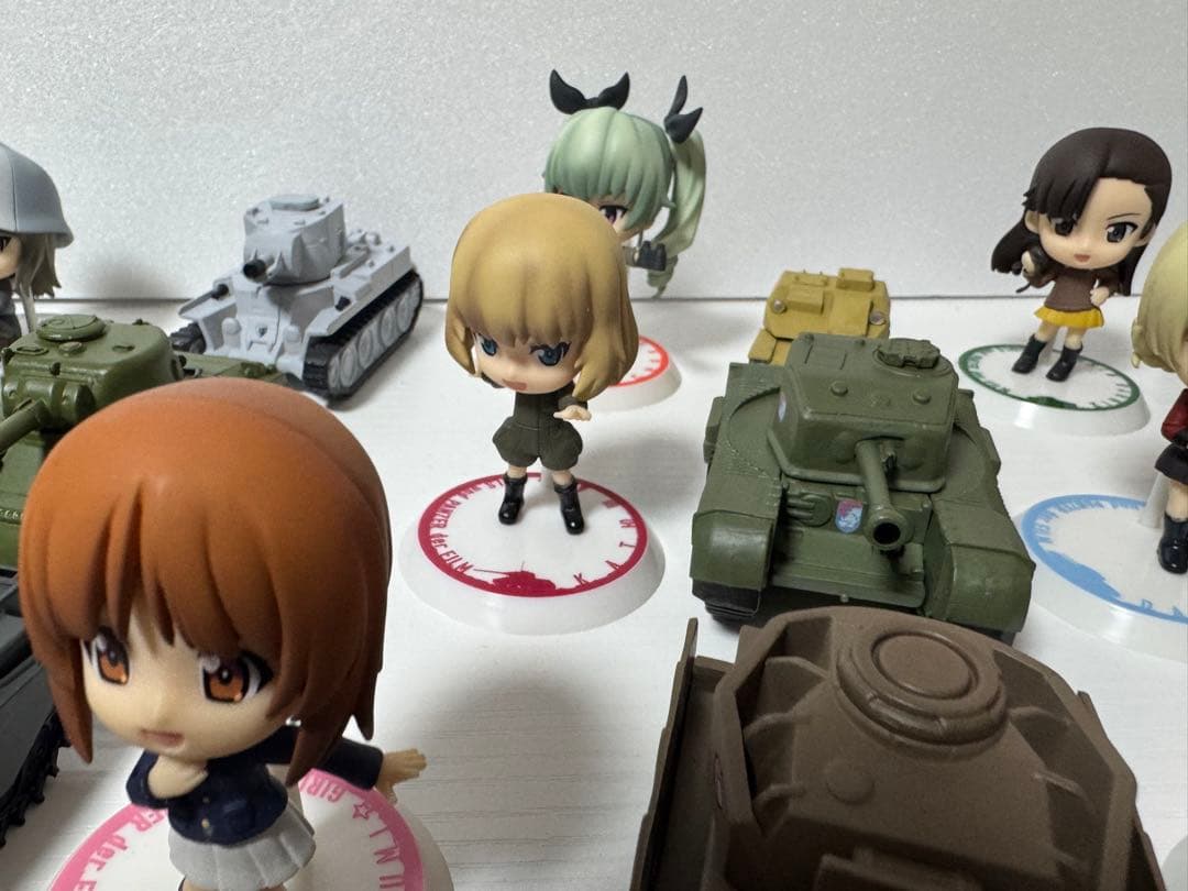 ちびきゅん　ガールズ&パンツァー劇場版　キャラ&戦車セット　全種類　ガルパン