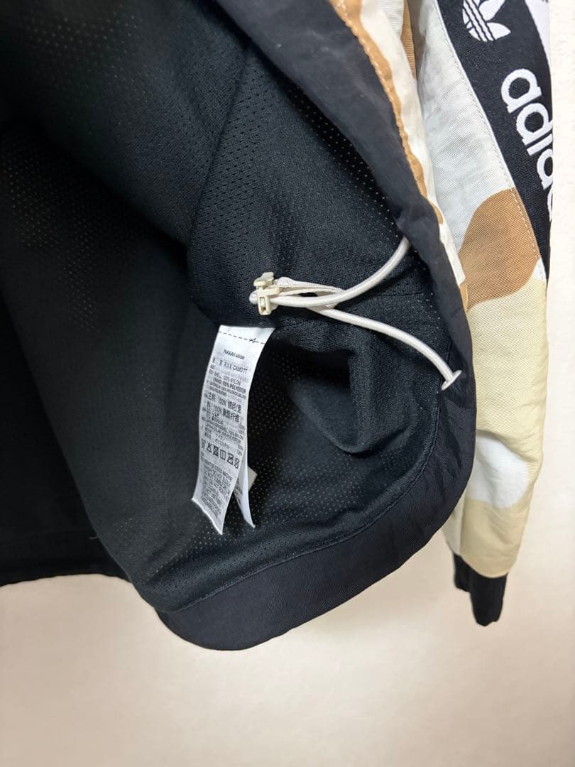 美品adidas トップスR.Y.V.ジャケット ベージュ黒カモフラージュ柄XL