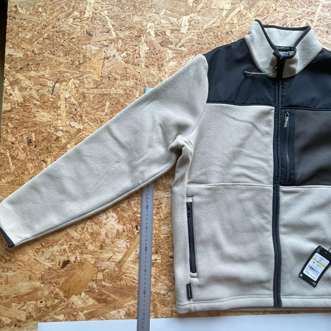 【 アンダーアーマー 】（MD）新品未使用品：フリースジャケット GOLF