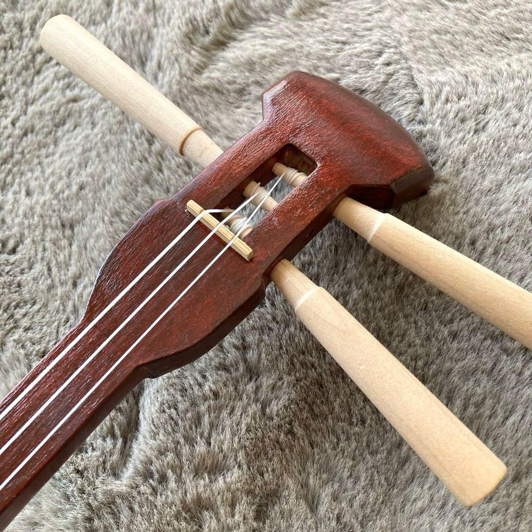 ウッド三線　ほぼ新品　美品　木製