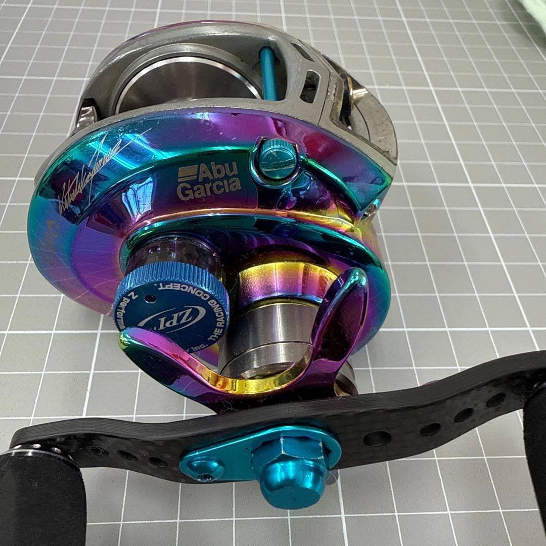 Abu Garcia レボ エリート オーロラ zpi 右巻