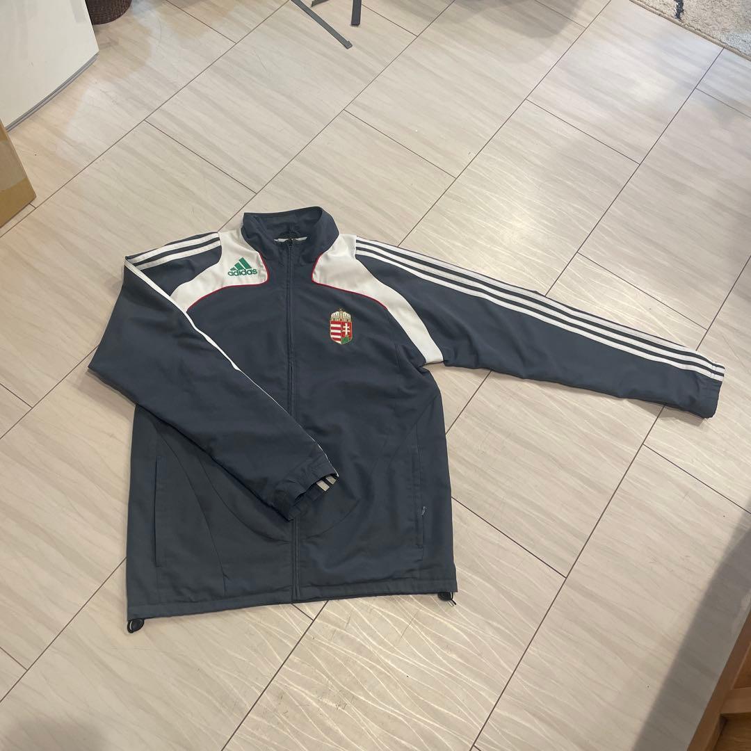 adidas ハンガリーワッペン　ジャケット Lサイズ
