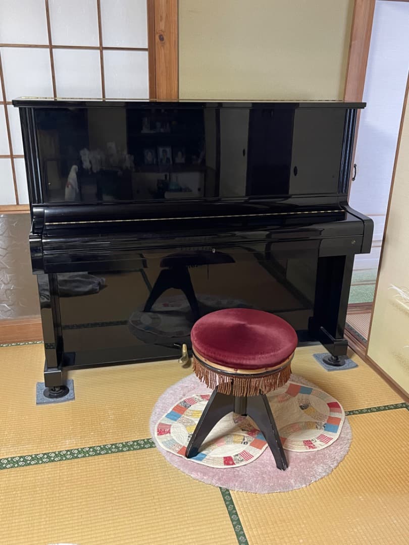 アップライト　ピアノ　カワイ