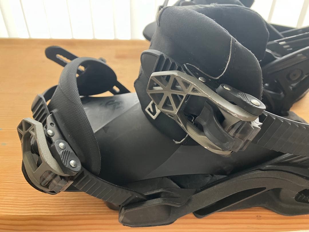 Salomon スノーボードビンディング ブラック