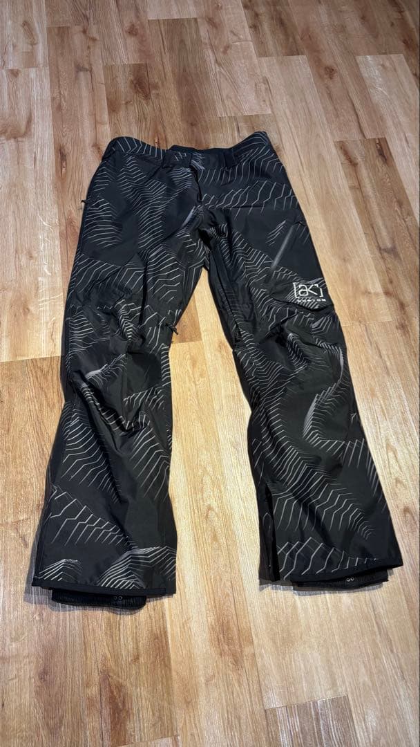 【美品】バートンak Cyclic GORE-TEX スノボウェア 上下 M