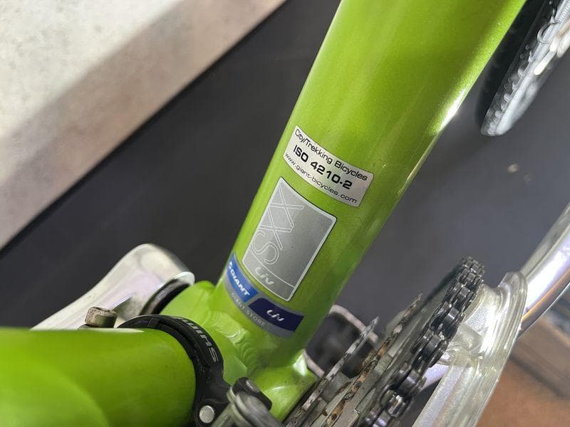 自転車本体 GIANT ESCAPE R3W Liv 2018 XXS