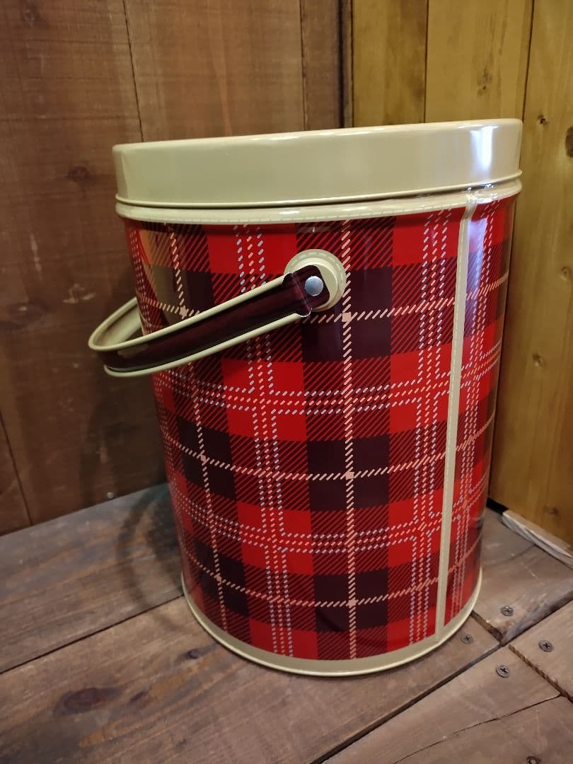 DULTON　ブリキ缶　蓋つき小物入れ　チェック柄　赤系
